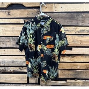 Men's Hurley Floral Woven Shirt Color:
BlackToucan Size Large Hawaiian